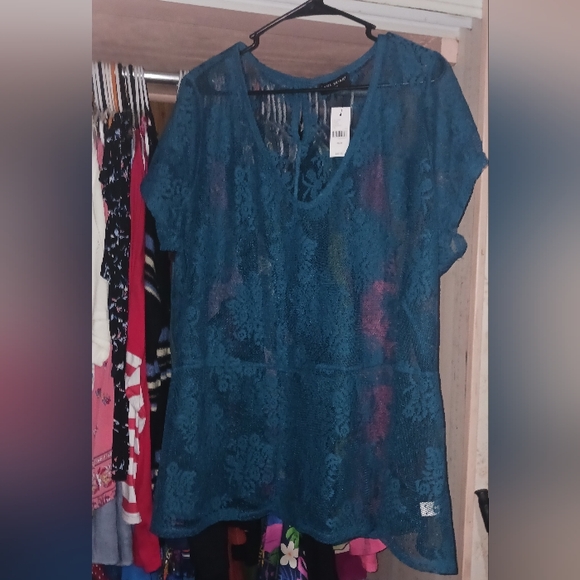 Blouse - Picture 3 of 3